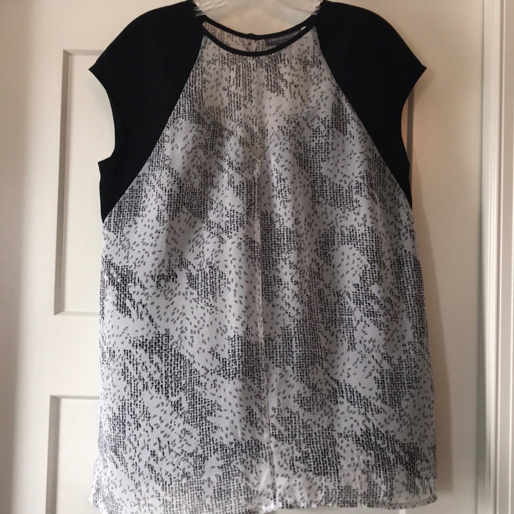 A Pea in the Pod top sz M